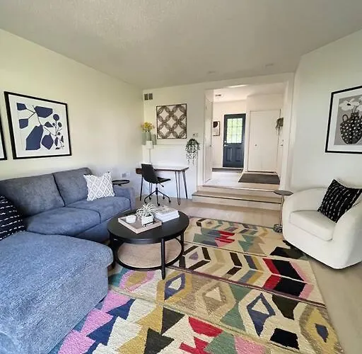 Saugatuck - 1 Bedroom - Sleeps 4