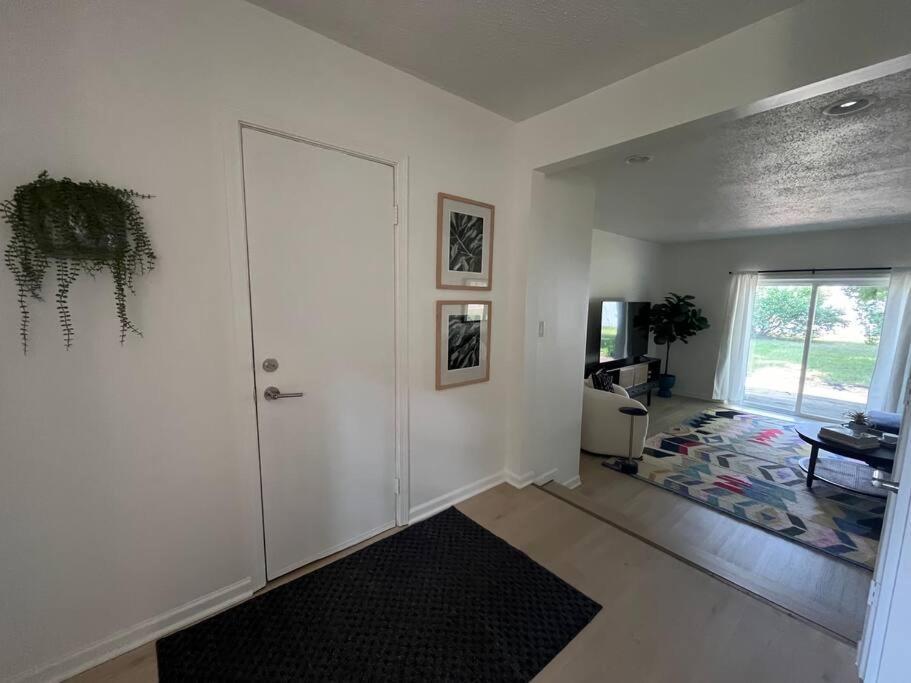 - 1 Bedroom - Sleeps 4 * Saugatuck